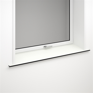 Weiße Fensterbank aus Kompaktlaminat – 13 mm Weiß mit schwarzem Kern 3096
